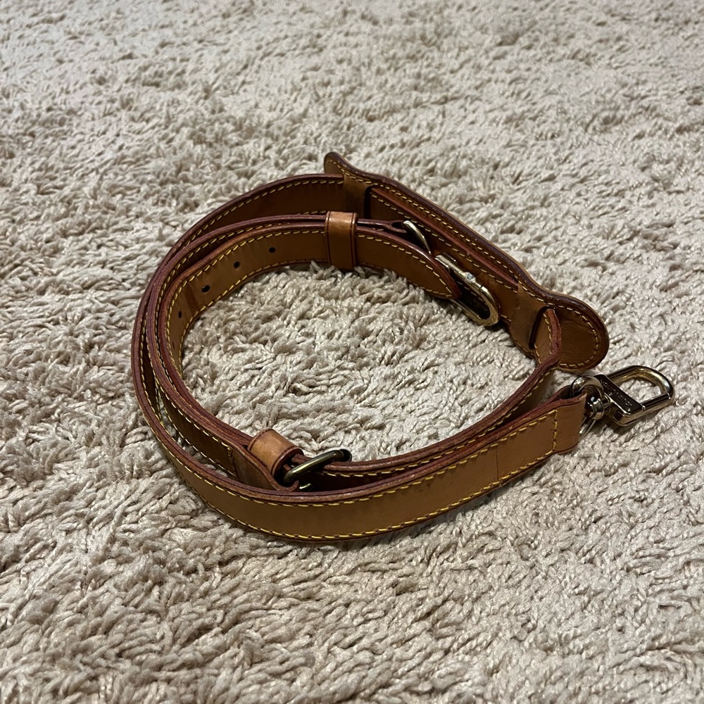 Louis Vuitton Vachetta Adjustable Shoulder Strap